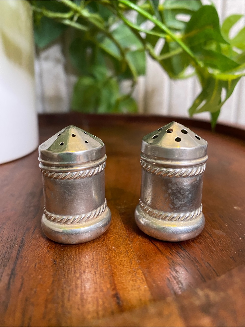 VTG Sterling Silver (.925) Salt & Pepper Shakers Pair Vintage petite Tableware